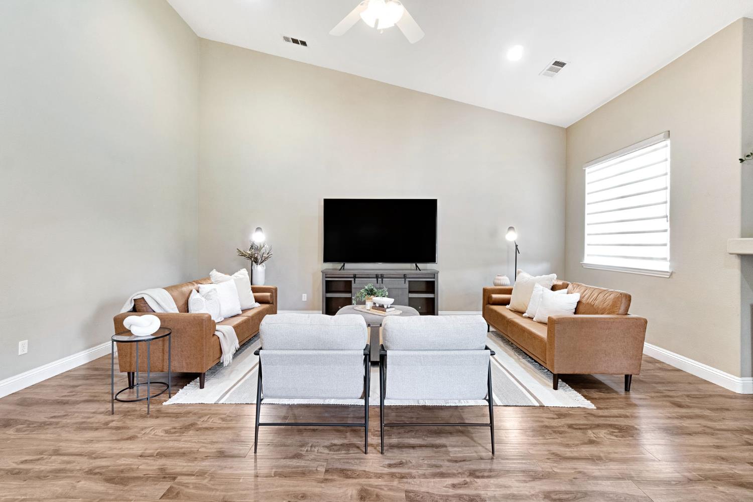 2512 Rodeo Street Selma, CA 93662 - Photo 11 of 42