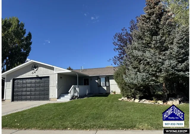 $425,000 | 280 Mt Arter Loop, Lander, WY 82520