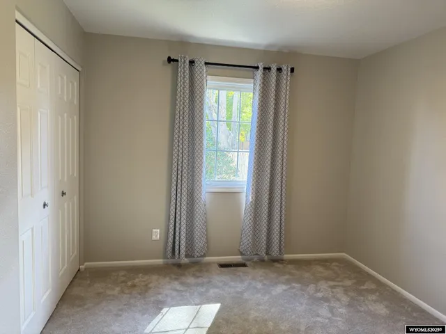 $425,000 | 280 Mt Arter Loop, Lander, WY 82520