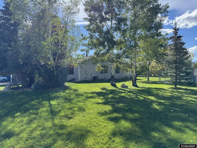 $425,000 | 280 Mt Arter Loop, Lander, WY 82520
