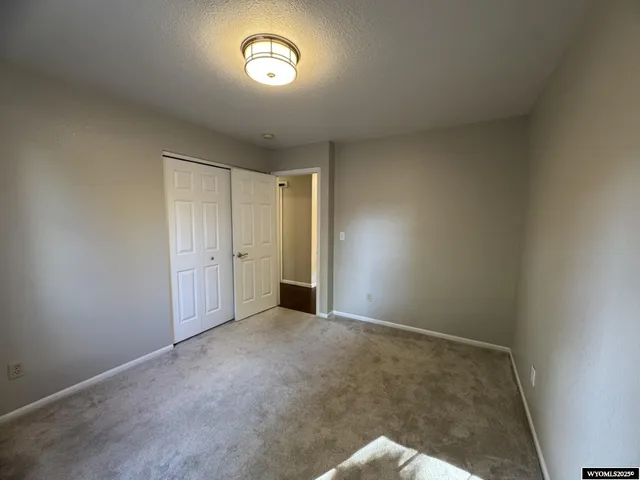 $425,000 | 280 Mt Arter Loop, Lander, WY 82520