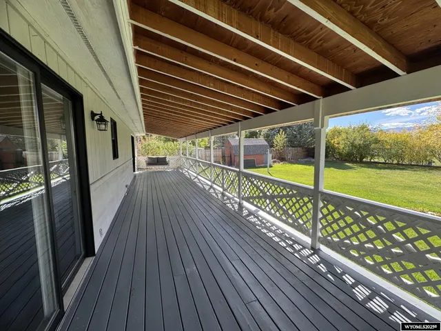 $425,000 | 280 Mt Arter Loop, Lander, WY 82520