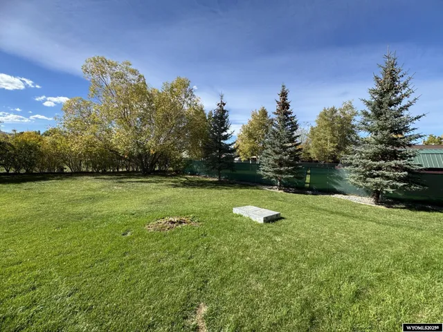 $425,000 | 280 Mt Arter Loop, Lander, WY 82520