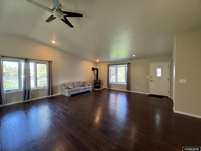 $425,000 | 280 Mt Arter Loop, Lander, WY 82520