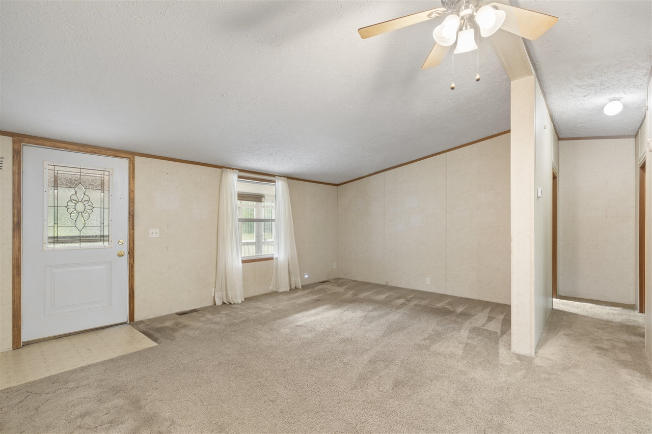 3839 Wallaker Road Benzonia, MI 49616 - Photo 13 of 37 Gallery Image 13
