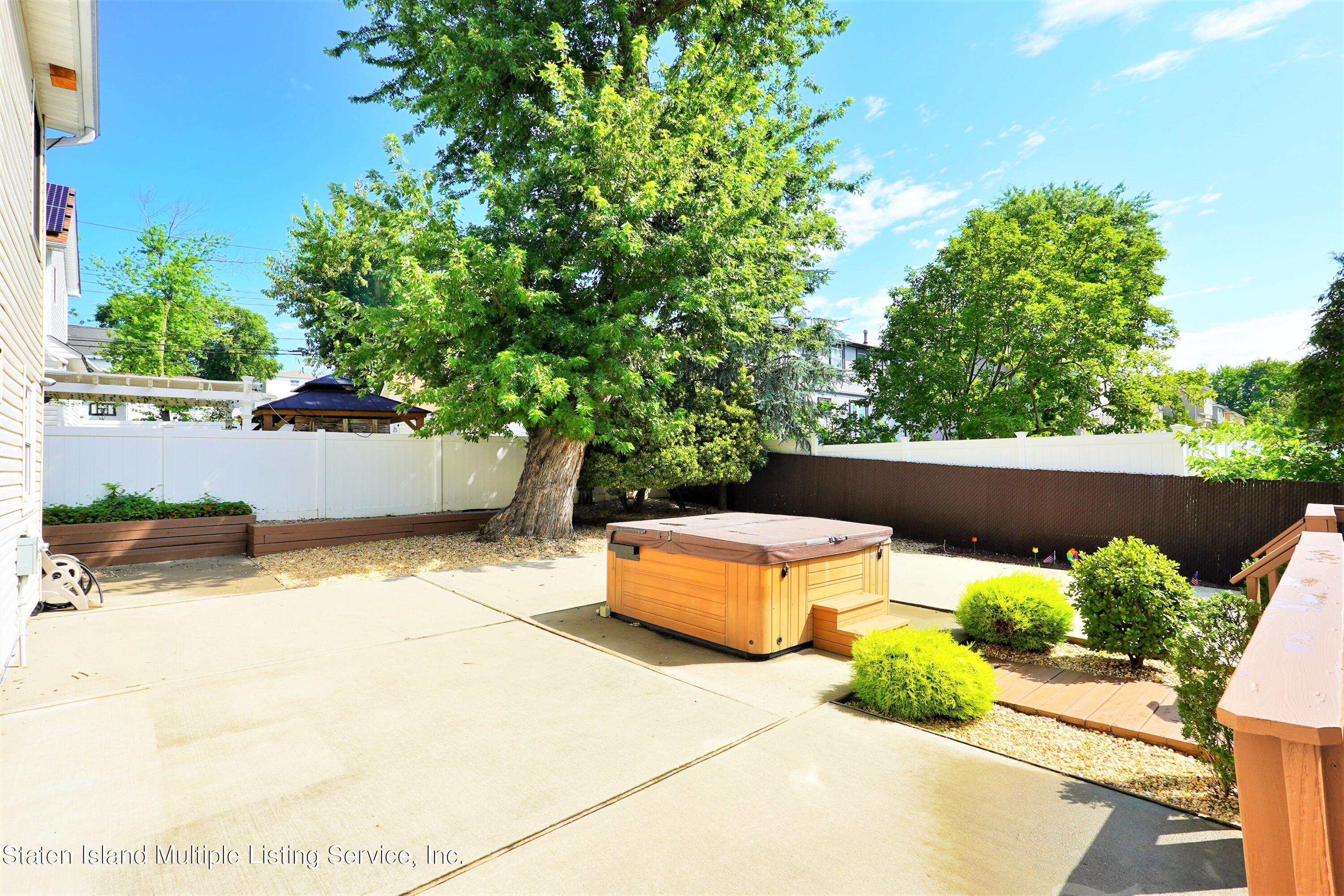 451 Foster Road Staten Island, NY 10309 - Photo 28 of 38 451-16