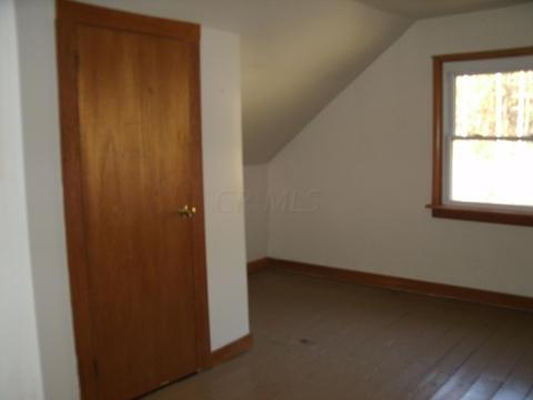 18212 Turkey Ridge Road Danville, OH 43014 - Photo 8 of 12