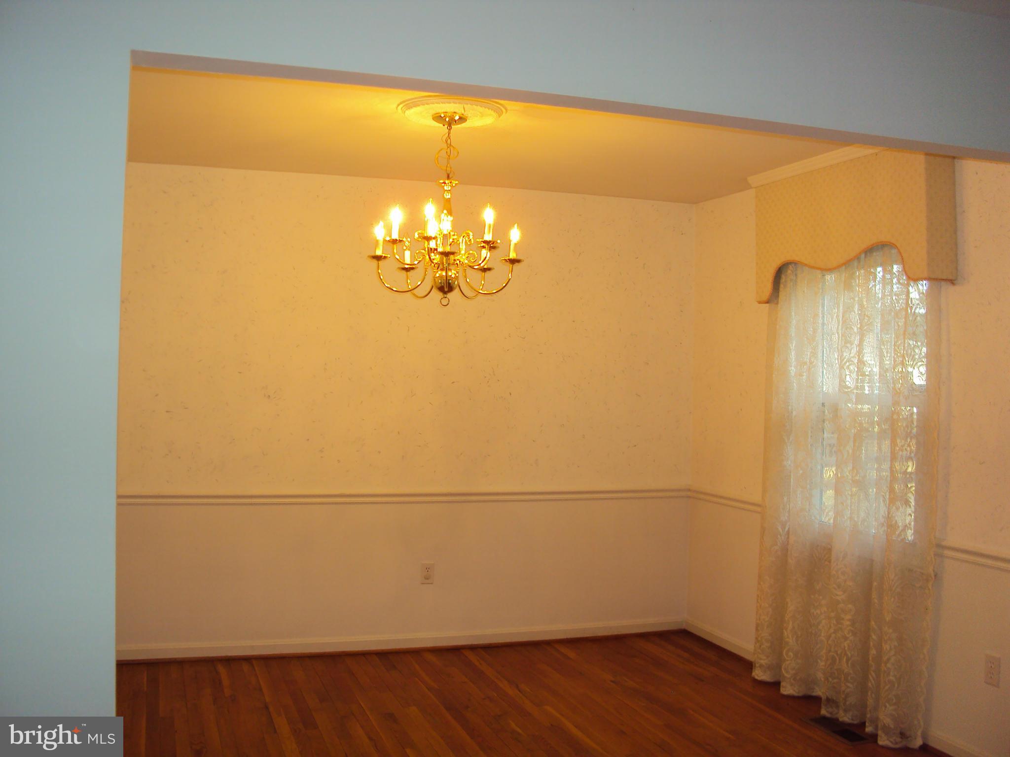 9322 Winbourne Road Burke, VA 22015 - Photo 5 of 24 Dining Room