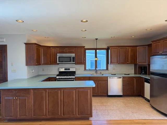 $3,400 | 23 Gunrock Avenue, Hull, MA 02045