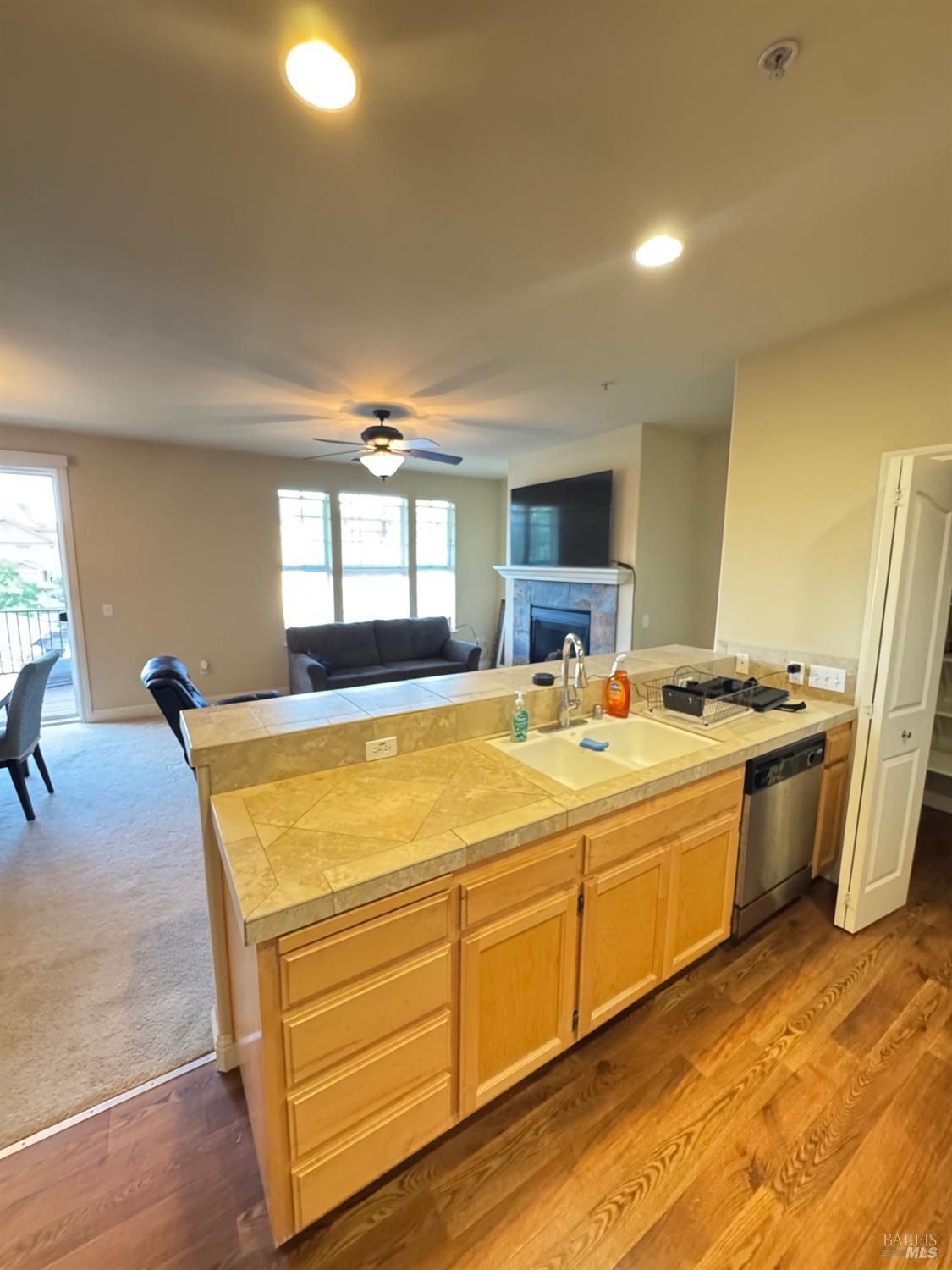 202 Johnson Street Windsor, CA 95492 - Photo 7 of 20