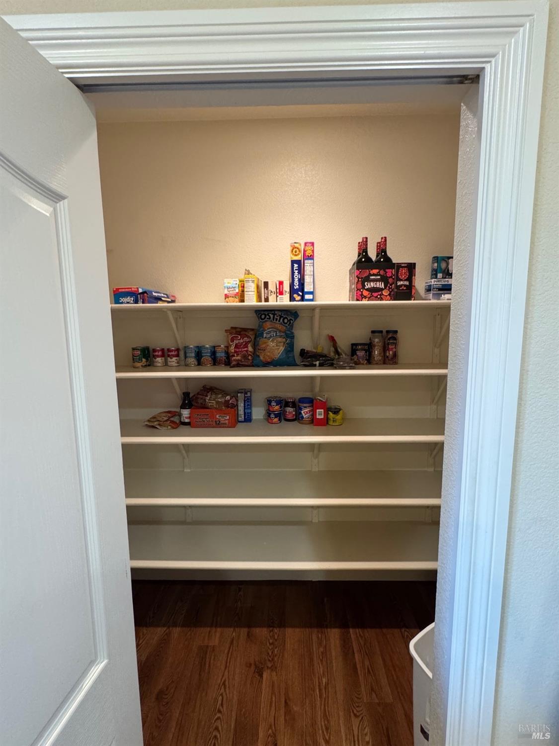 202 Johnson Street Windsor, CA 95492 - Photo 9 of 20