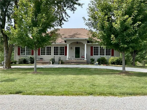 $619,300 | 600 Gary Street, Plattsburg, MO 64477
