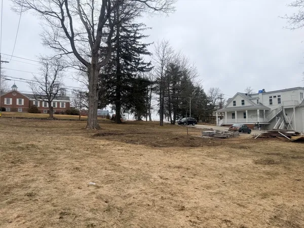 $200,000 | 963 Main Street, Leicester, MA 01524