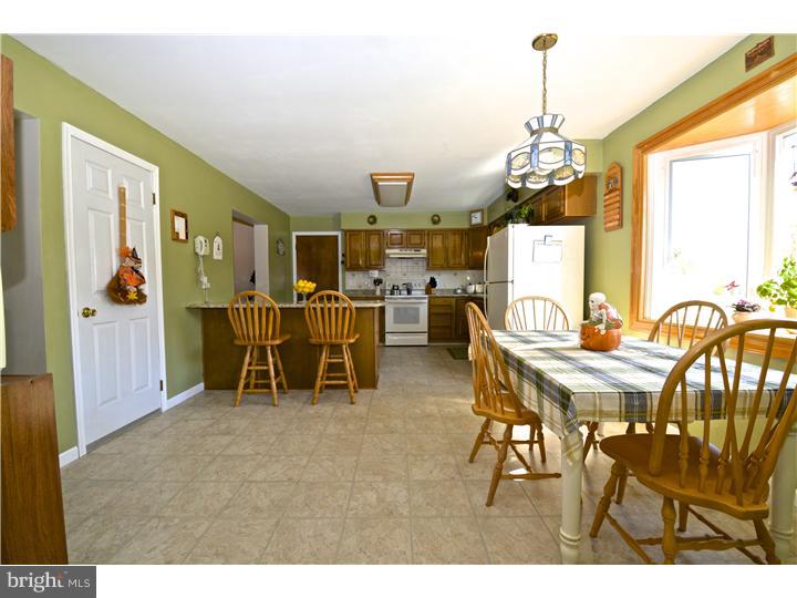 84 West Tomlin Station Road Mickleton, NJ 08056 - Photo 4 of 17 Kitchen