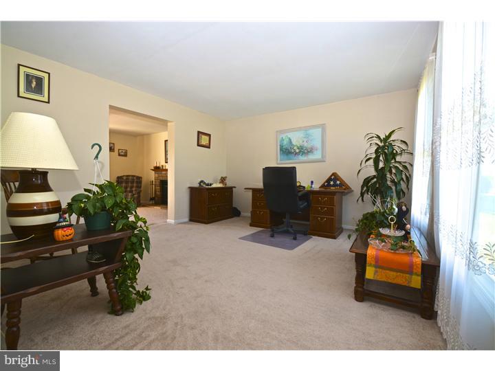 84 West Tomlin Station Road Mickleton, NJ 08056 - Photo 7 of 17 Living Room