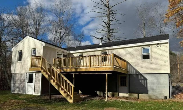 $539,900 | 243 Second Crown Point Road, Barrington, NH 03825