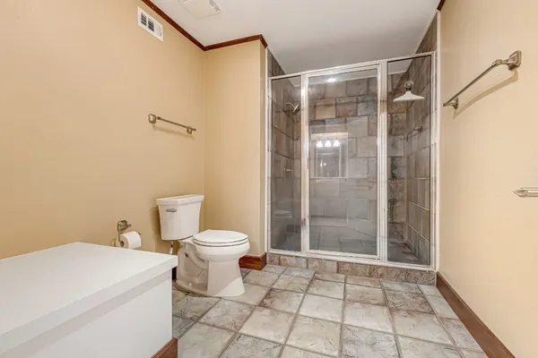 $2,850 | 516 South Post Oak Lane, Unit 18, Houston, TX 77056