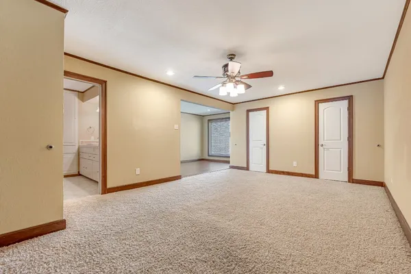 $2,850 | 516 South Post Oak Lane, Unit 18, Houston, TX 77056