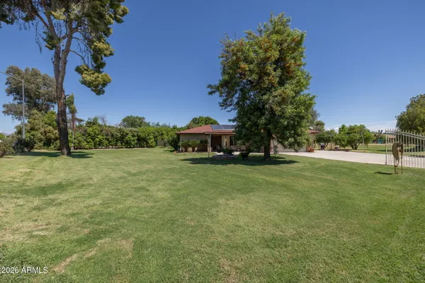 $684,900 | 1725 North Lindsay Road, Mesa, AZ 85213