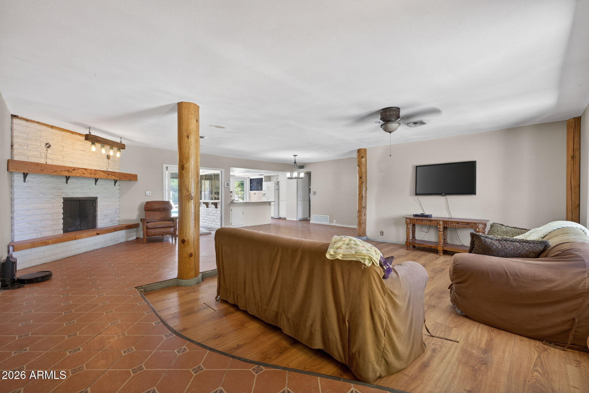 1725 North Lindsay Road Mesa, AZ 85213 - Photo 21 of 72 21-web-or-mls-1725 N. Lindsay Rd-21