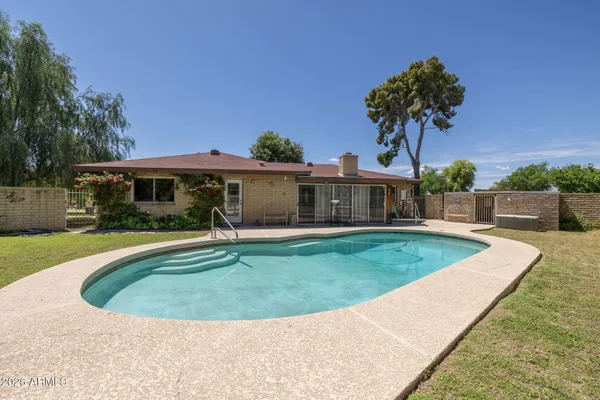 $684,900 | 1725 North Lindsay Road, Mesa, AZ 85213