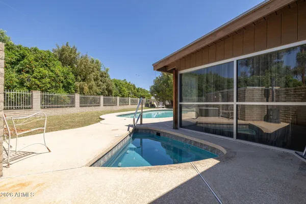 $684,900 | 1725 North Lindsay Road, Mesa, AZ 85213