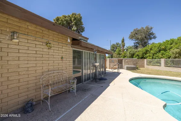 $684,900 | 1725 North Lindsay Road, Mesa, AZ 85213