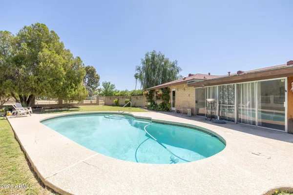 $684,900 | 1725 North Lindsay Road, Mesa, AZ 85213