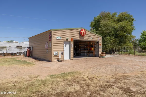 $684,900 | 1725 North Lindsay Road, Mesa, AZ 85213