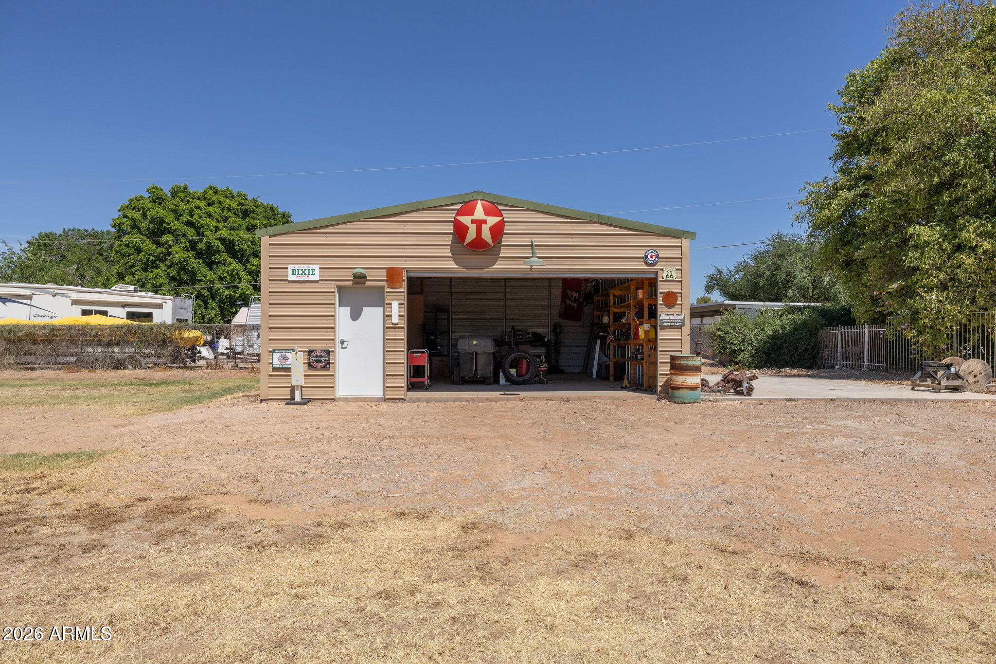 1725 North Lindsay Road Mesa, AZ 85213 - Photo 63 of 72 63-web-or-mls-1725 N. Lindsay Rd-63