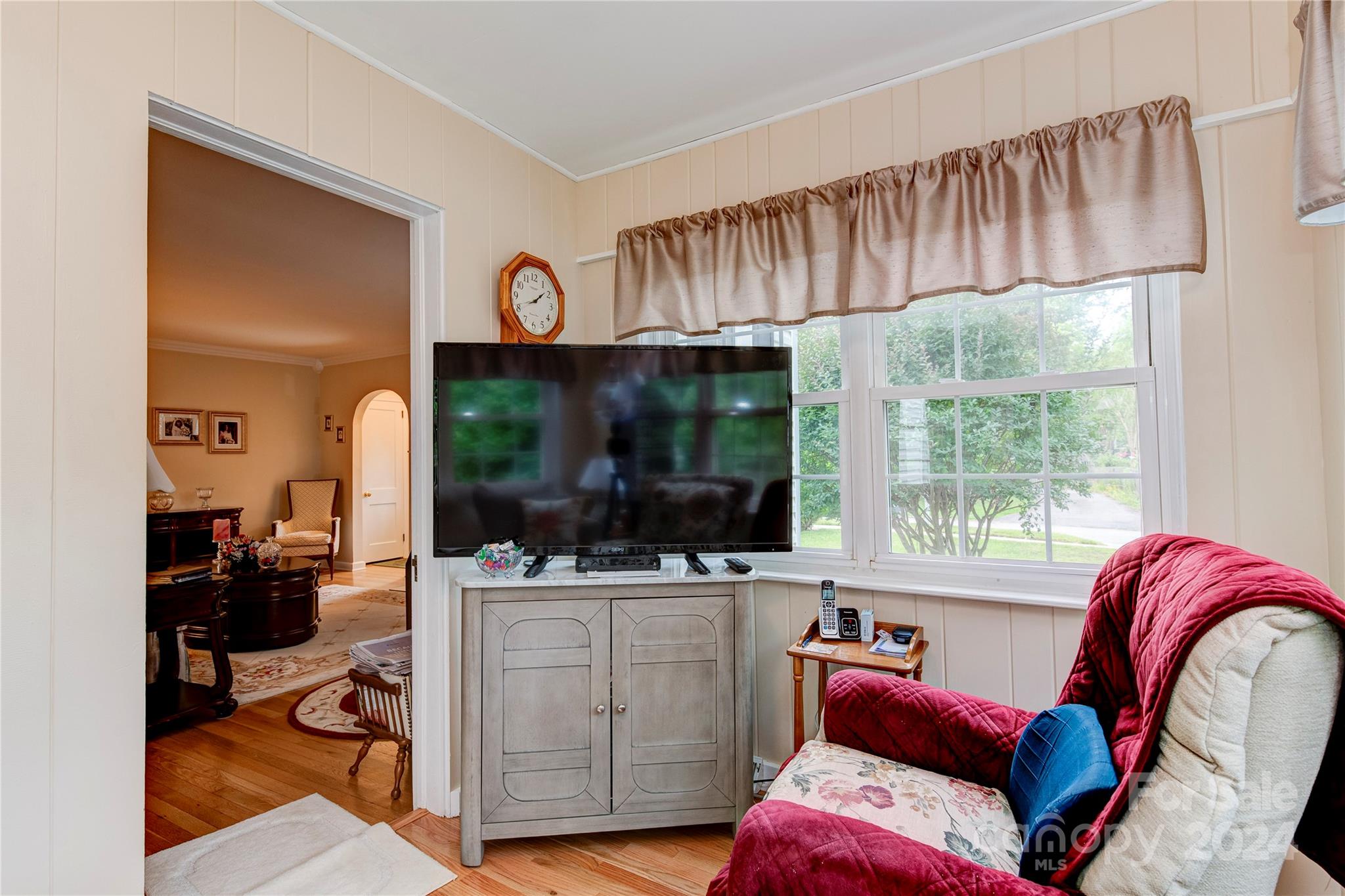 155 Arthur Road Asheville, NC 28806 - Photo 11 of 29 a living room with furniture and a window