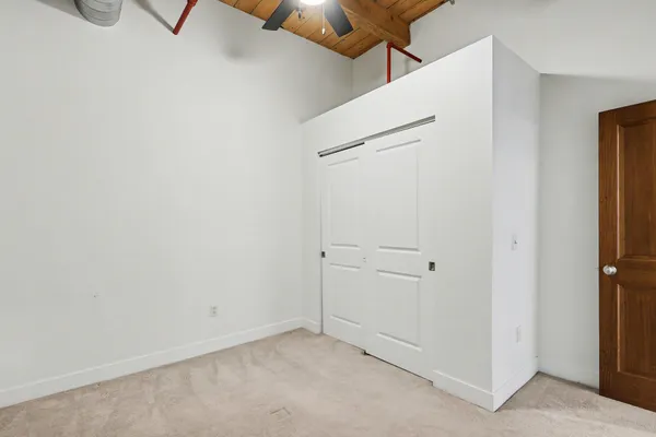 $324,900 | 533 Columbia Avenue, Unit 107, Holland, MI 49423