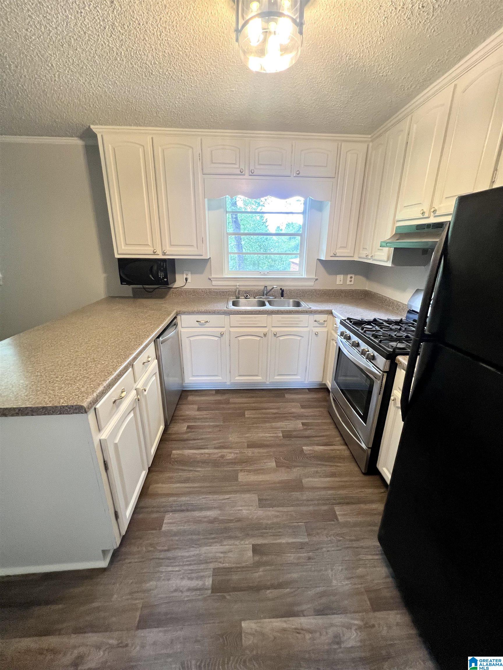 917 Wilson Road Clanton, AL 35045 - Photo 9 of 27