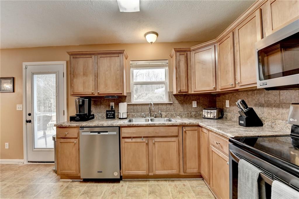 3495 Grand Manor Trail Southwest Snellville, GA 30039 - Photo 18 of 63