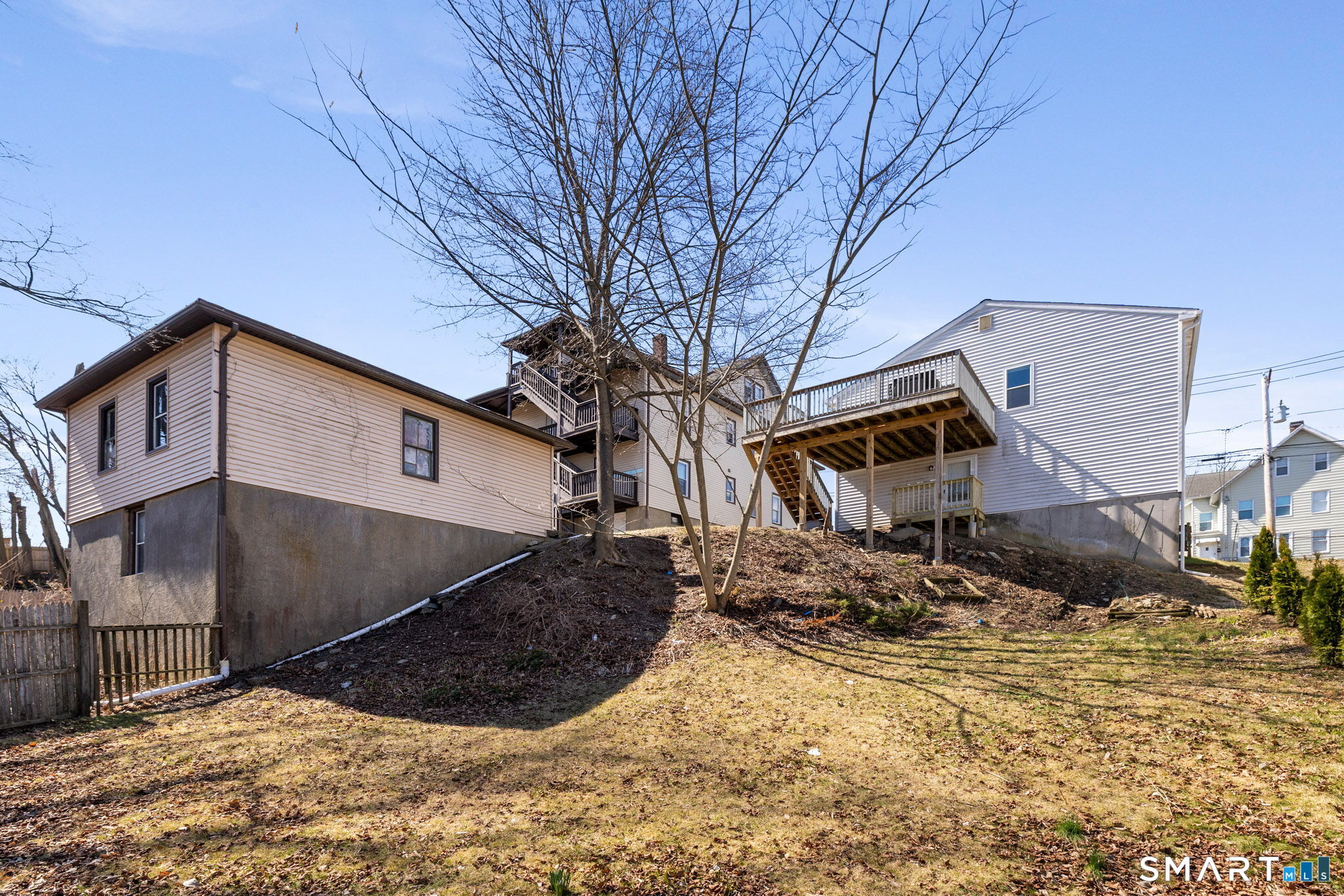 132 Howard Avenue Ansonia, CT 06401 - Photo 8 of 40