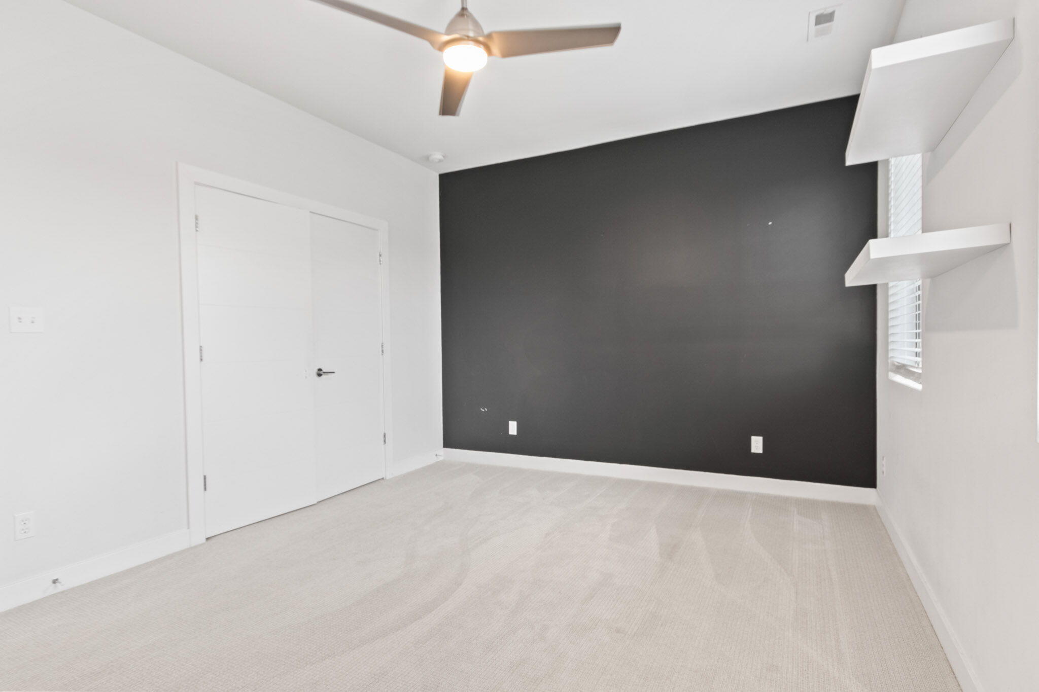 255 Nomo Place Crown Point, IN 46307 - Photo 19 of 83 2048x1365
