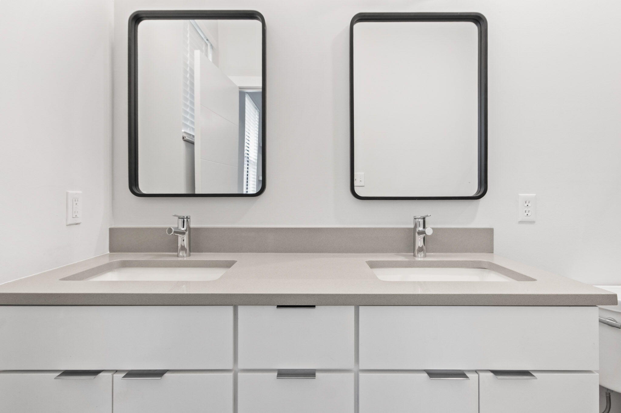 255 Nomo Place Crown Point, IN 46307 - Photo 23 of 83 a bathroom with double vanity sinks and a mirror