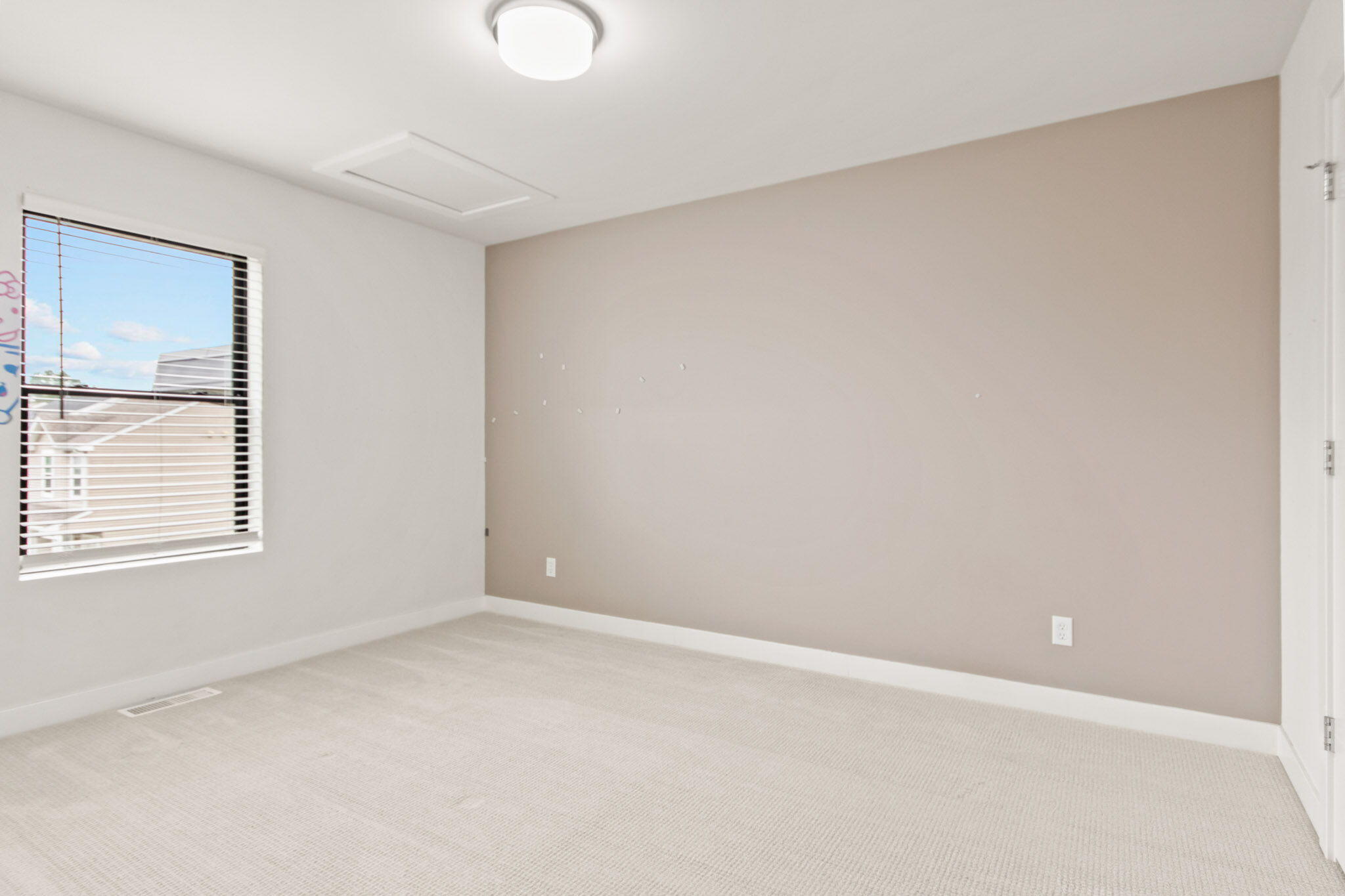 255 Nomo Place Crown Point, IN 46307 - Photo 31 of 83 an empty room with a window