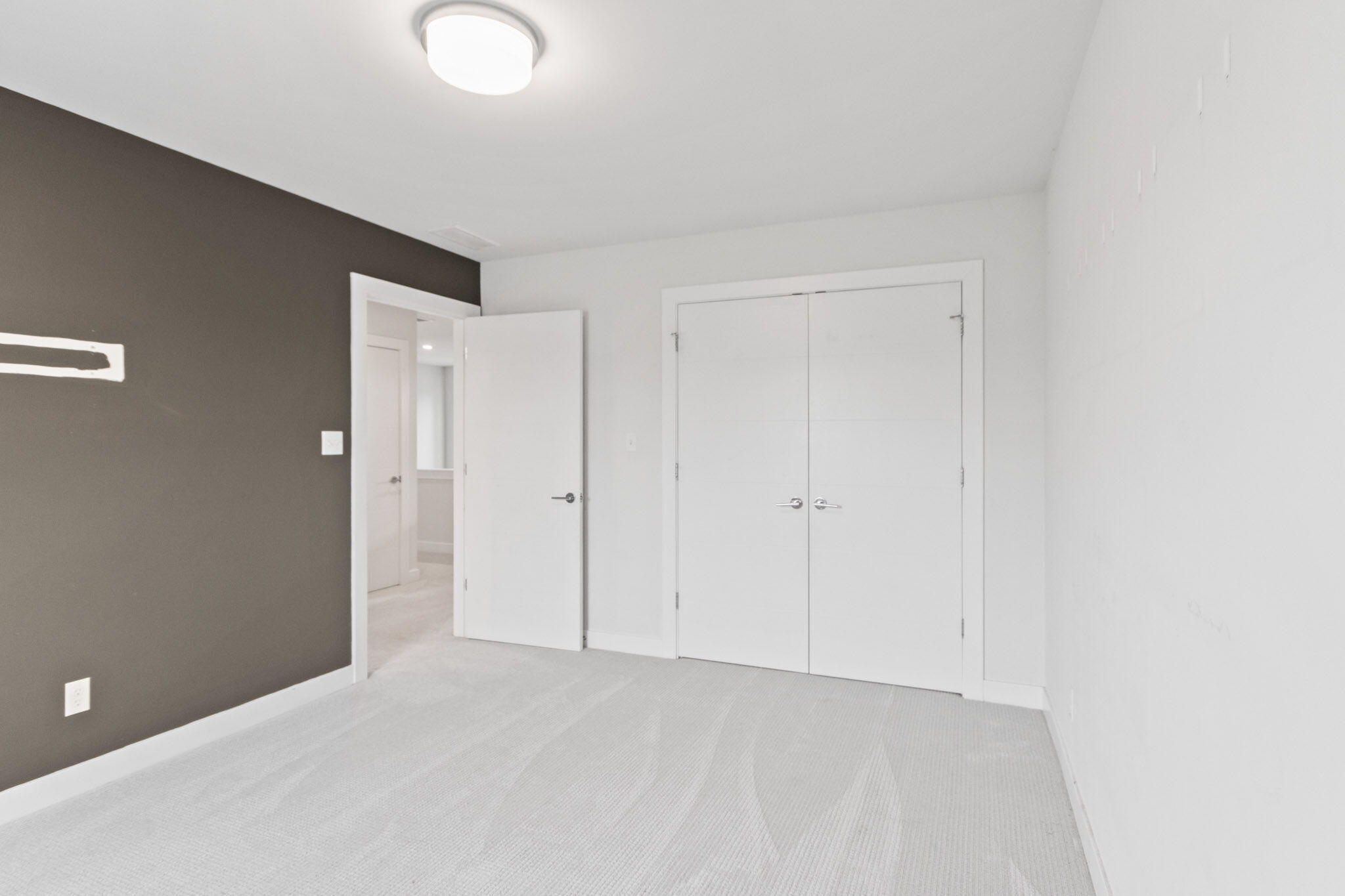 255 Nomo Place Crown Point, IN 46307 - Photo 51 of 83 2048x1365