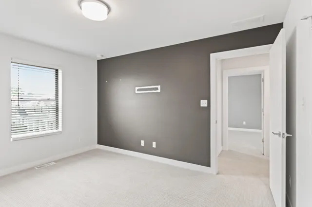 $399,900 | 255 Nomo Place, Crown Point, IN 46307