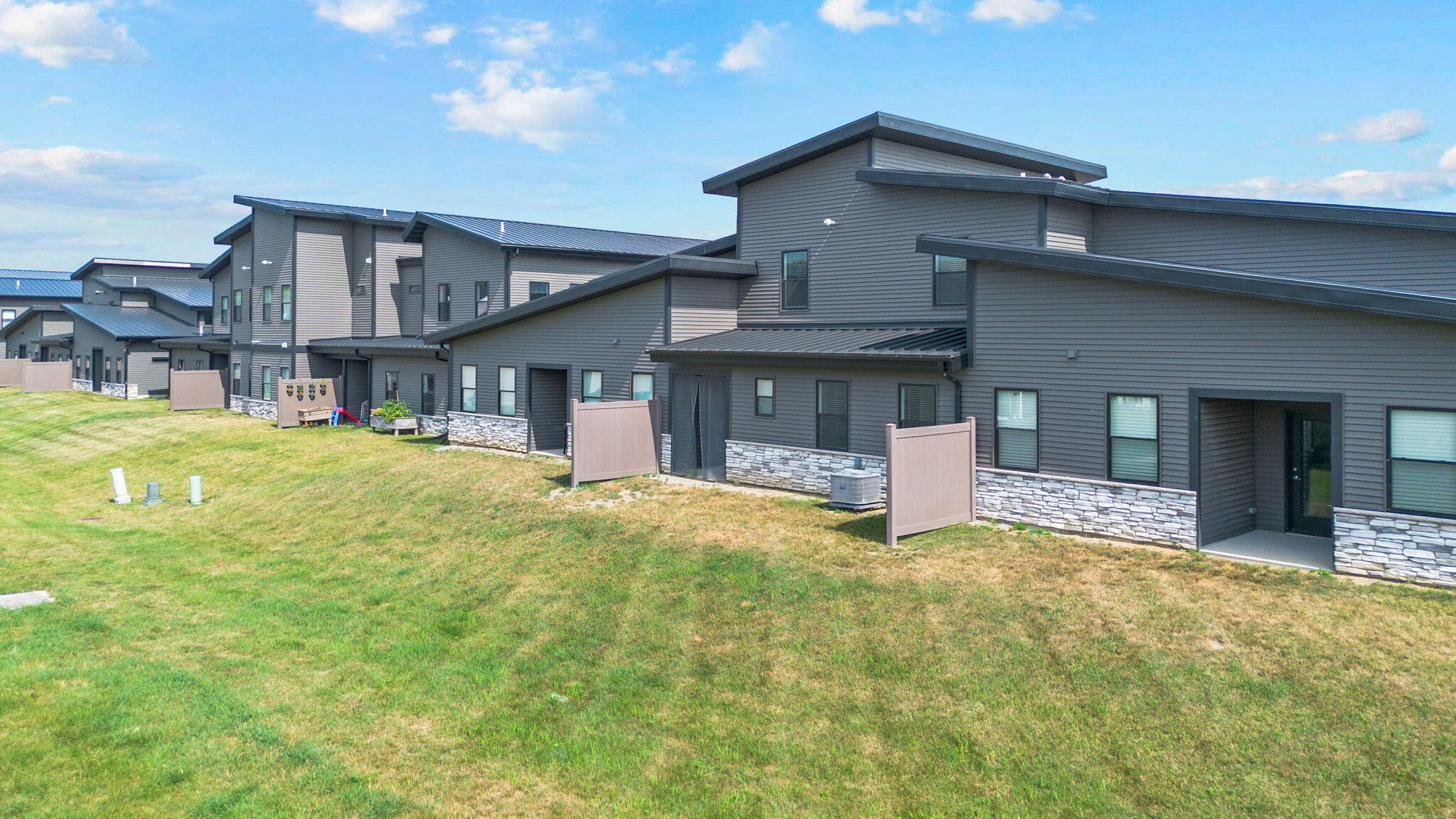 255 Nomo Place Crown Point, IN 46307 - Photo 82 of 83 2048x1152