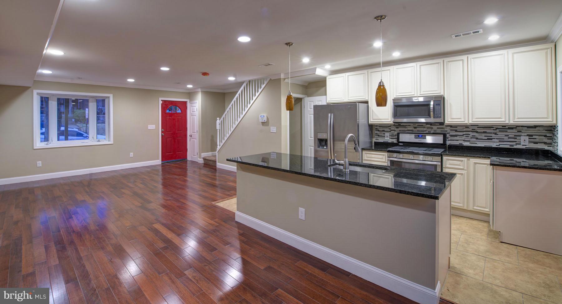 3925 Kimble Road Baltimore, MD 21218 - Photo 1 of 17 Kitchen