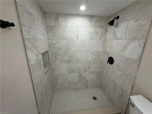 $1,000 | 5315 Summerlin Road, Unit 1505, Fort Myers, FL 33919