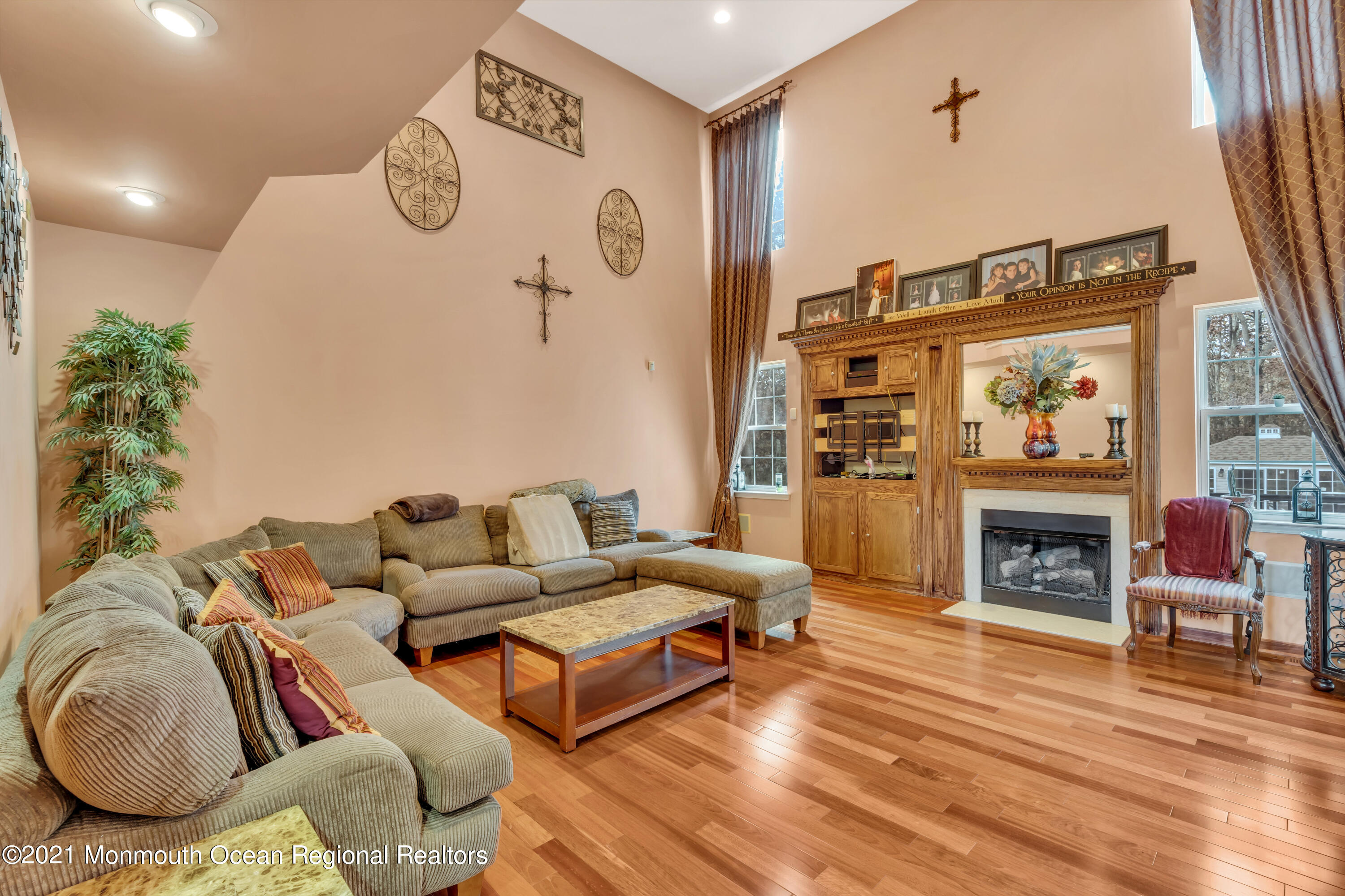 36 Woods Edge Drive Jackson, NJ 08527 - Photo 30 of 85 a living room with furniture and a fireplace
