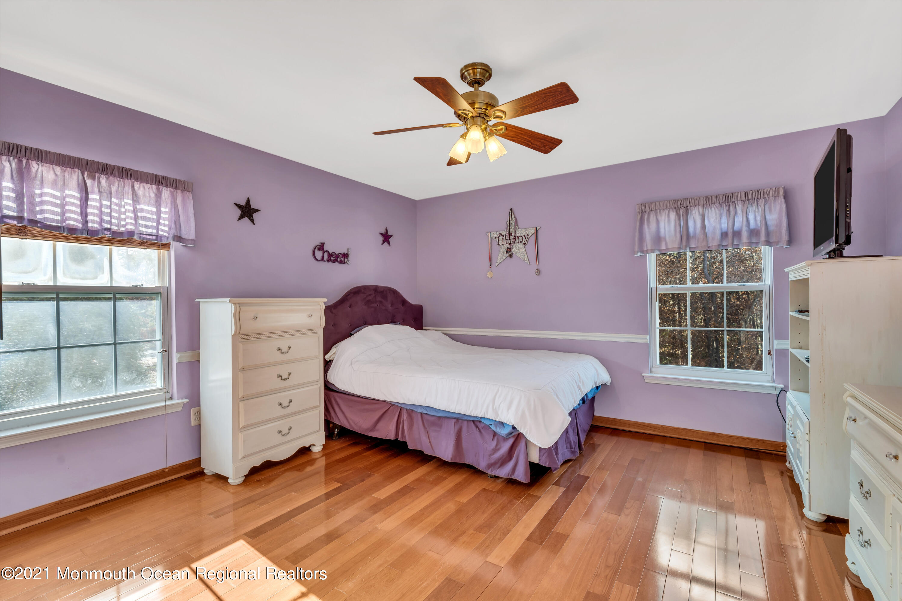 36 Woods Edge Drive Jackson, NJ 08527 - Photo 52 of 85 a bedroom with a bed and a window