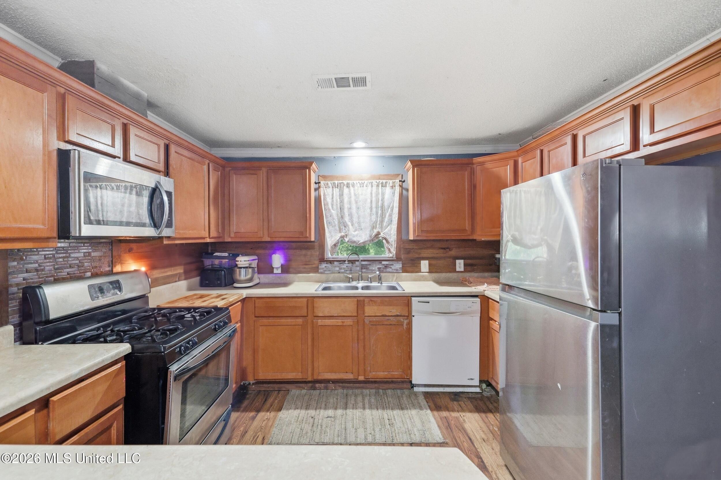 12231 Shorecrest Road Biloxi, MS 39532 - Photo 21 of 26 13_r6__1199