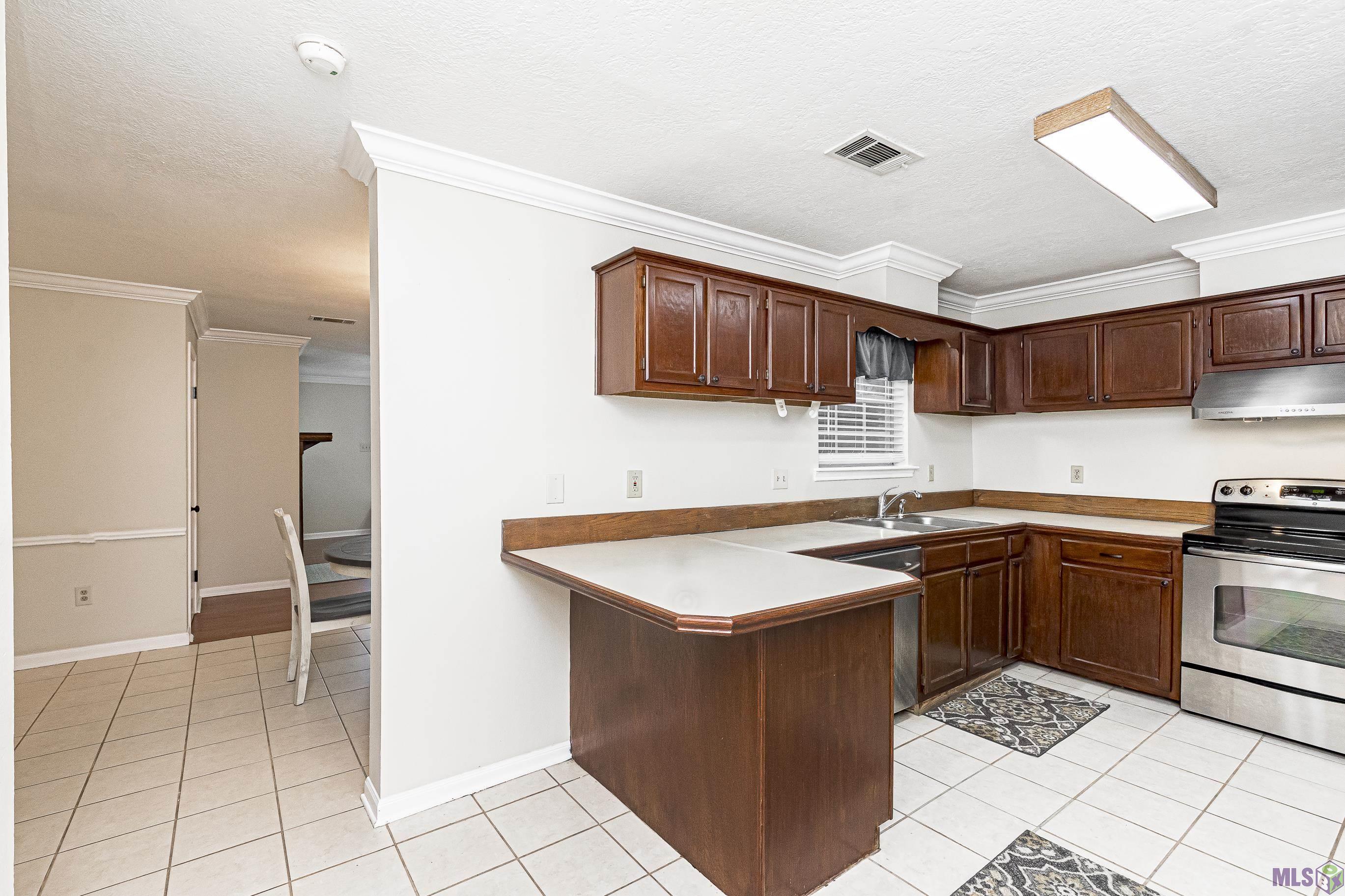 5205 Heatherstone Drive Baton Rouge, LA 70820 - Photo 16 of 35