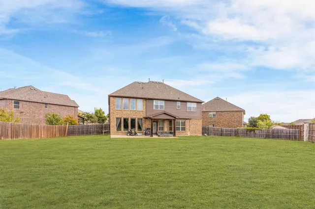 $679,500 | 1601 St Albans Drive, McKinney, TX 75071