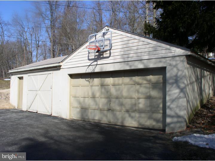 217 Glen Riddle Road Media, PA 19063 - Photo 3 of 17