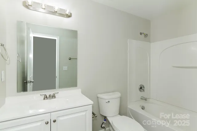 $2,295 | 5229 Stowe Derby Drive, Charlotte, NC 28278